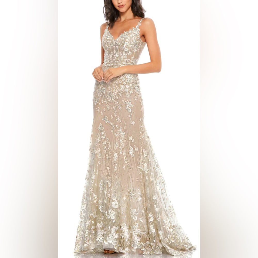 👗 NWT! Mac Duggal Floral Embroidered Corset Dress